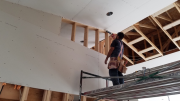 Wall to ceiling caulk seal
